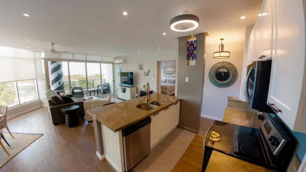 Apartamento en el 8vo Piso en Coronado Golf Tower