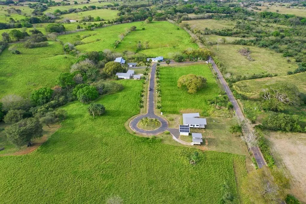 Large Residential Lots Near Pedasí and the Beach
