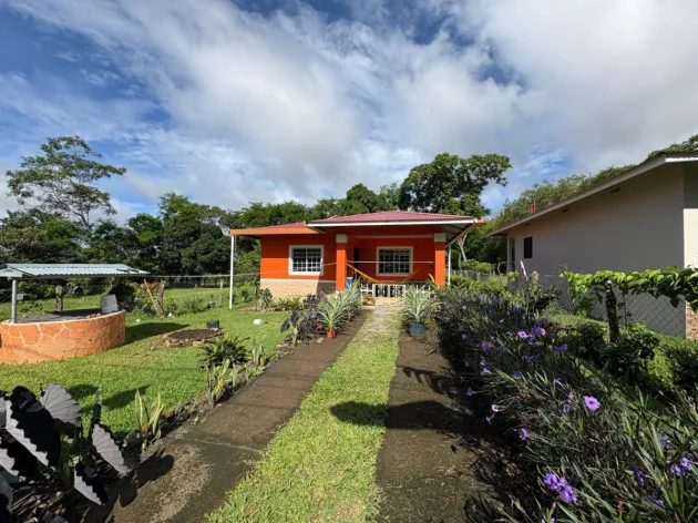 Countryside Home for Sale with Solar Power