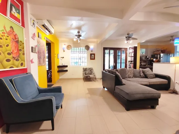 San Carlos Oasis: 4BR House, Guest House & Pool