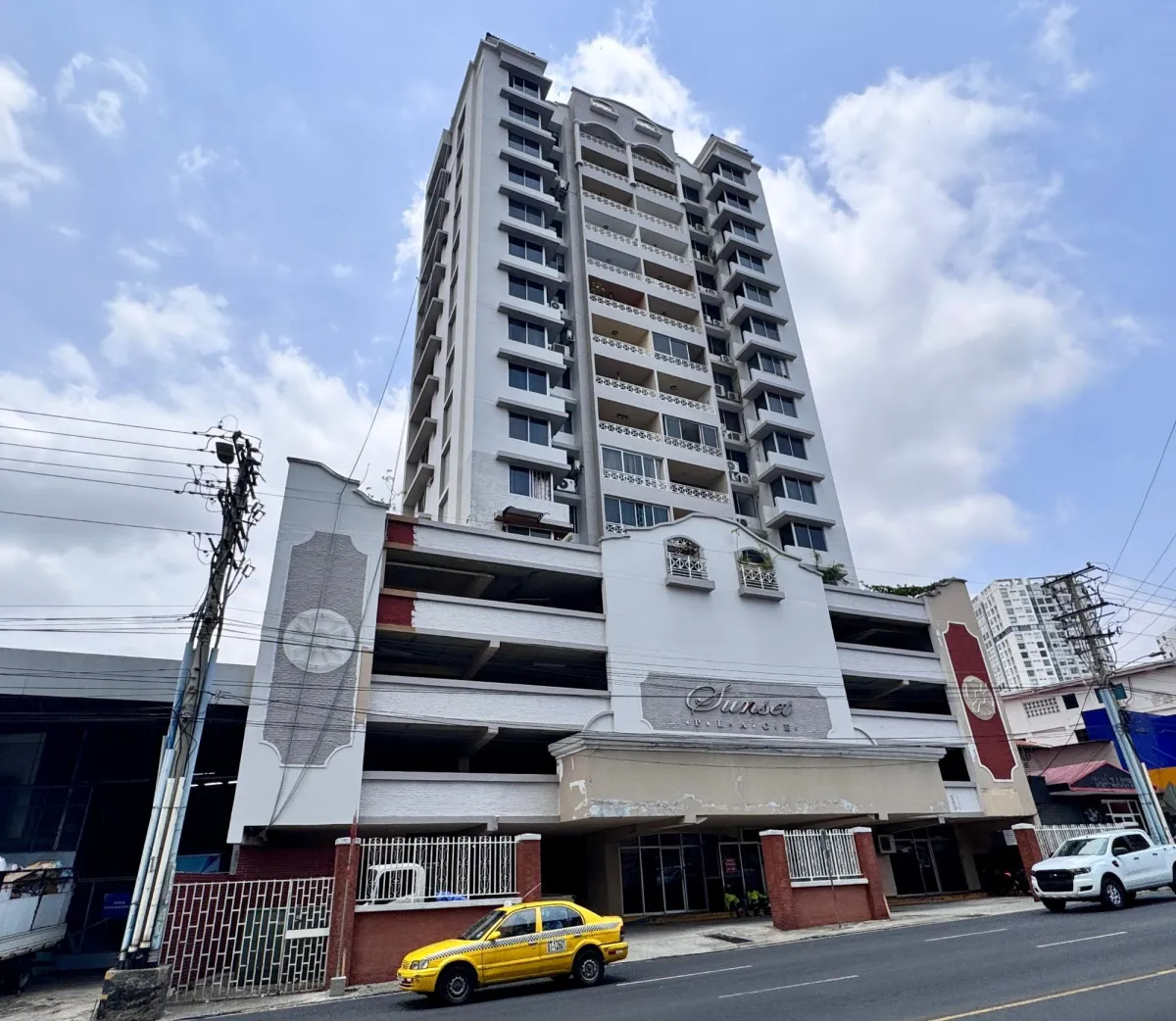 Apartment for sale Sunset Place (Via Porras)
