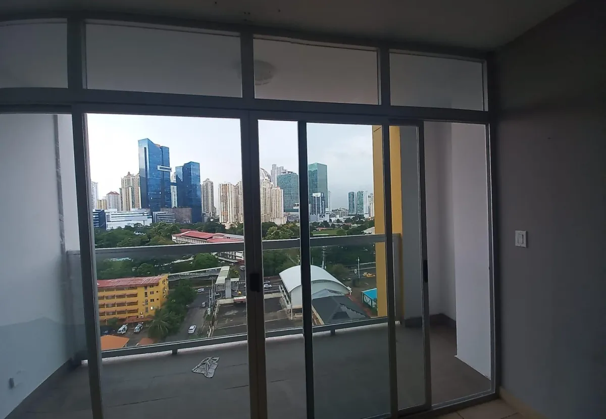Apartment for sale in repossessed Ph The One