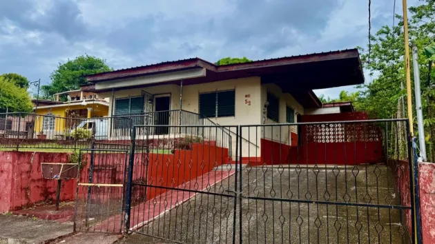 CASA 52 AVENIDA 11C NORTE-BETANIA
