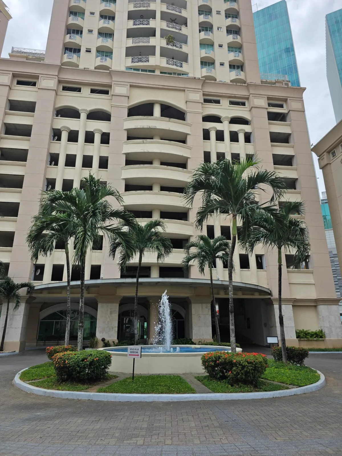 SE VENDE APARTAMENTO EN PUNTA PACIFICA