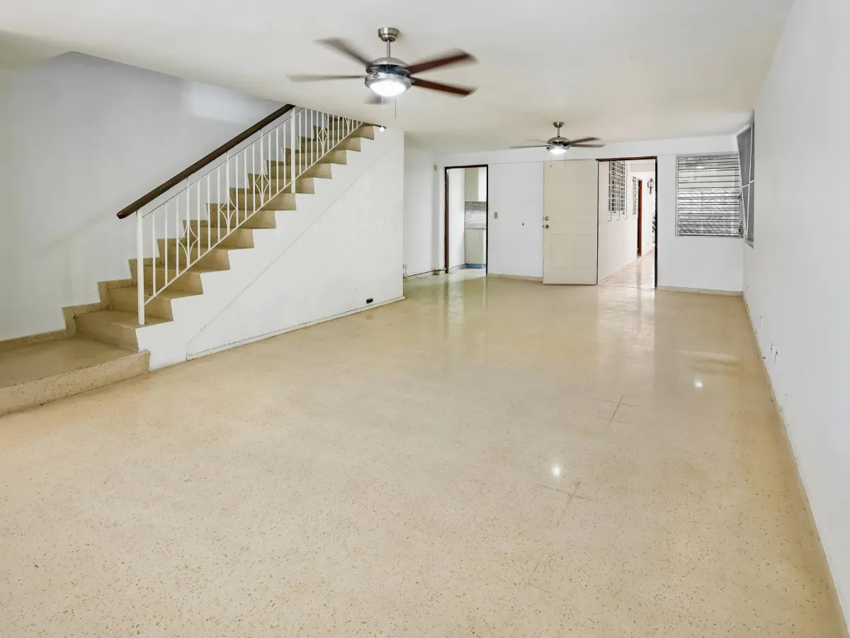 VENTA DE CASA TIPO DUPLEX DE 2 NIVELES EL DORADO