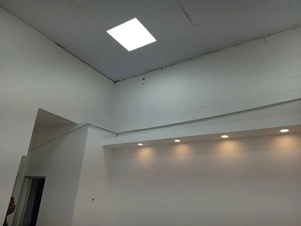 Commercial Space for Rent at Plaza 12 de Octubre