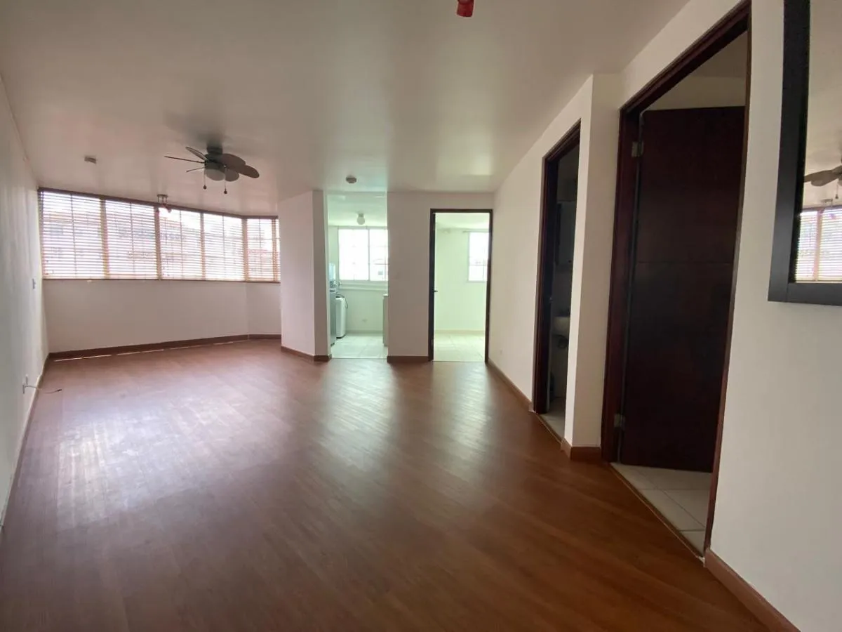 Live comfortably in Parque del este - Juan Díaz