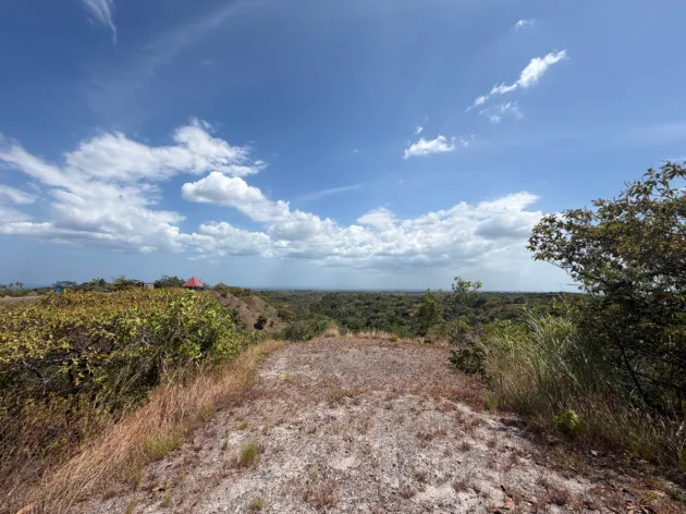 Venta de terreno con mirador en La Ermita