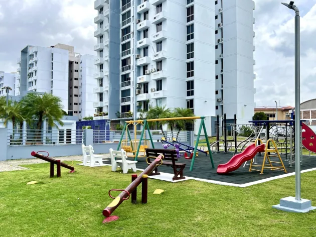 Apartment for sale in Condado del Rey, PH McGregor
