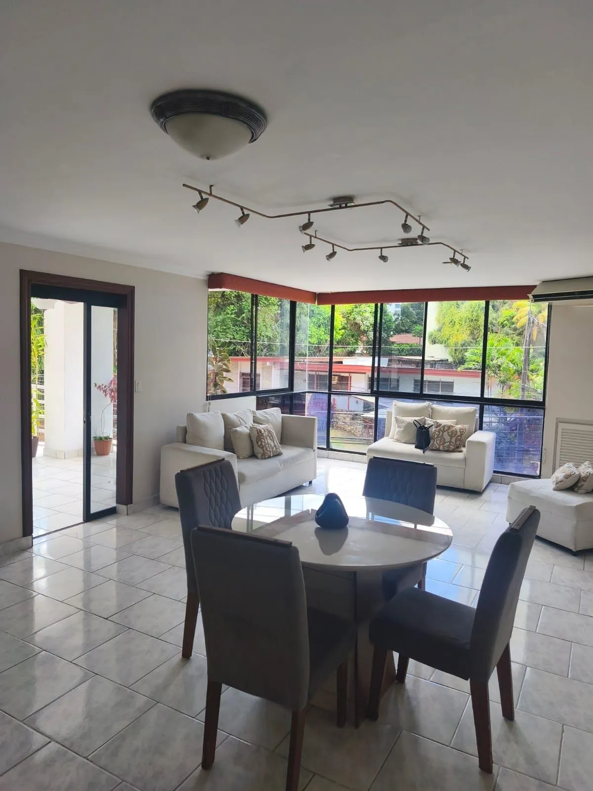 Apartment for sale in the PH Aranjuez El Cangrejo