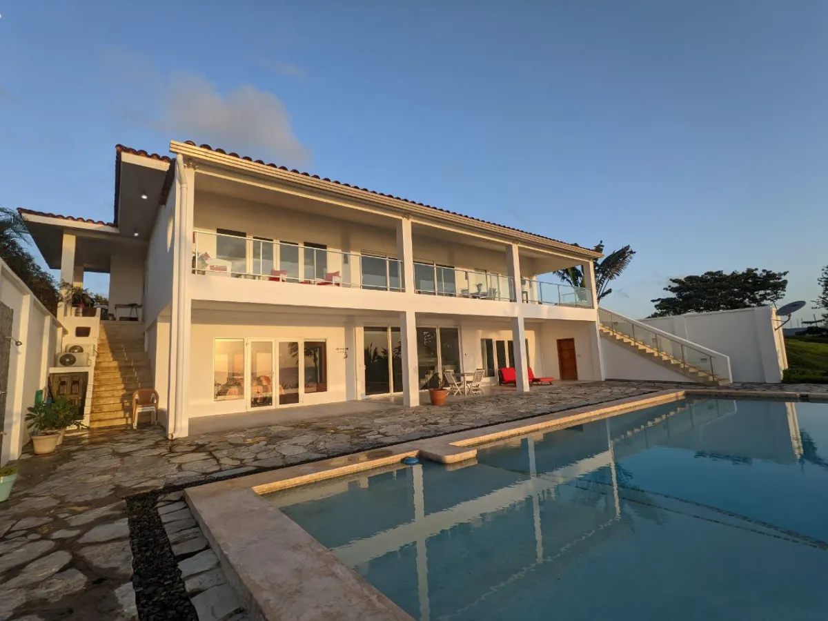 Luxury Beachfront Home for Sale in Pedasí – Andromeda