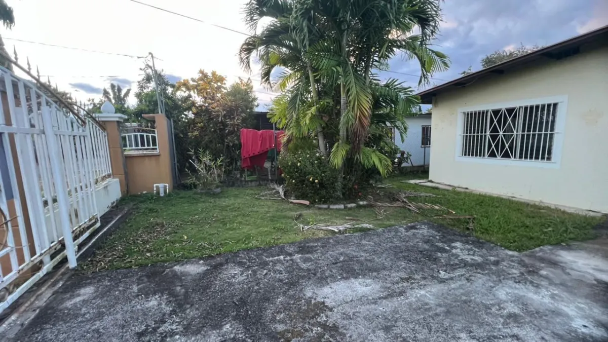 Banco vende casa en Urbanización Villa Clara – David, Chiriquí