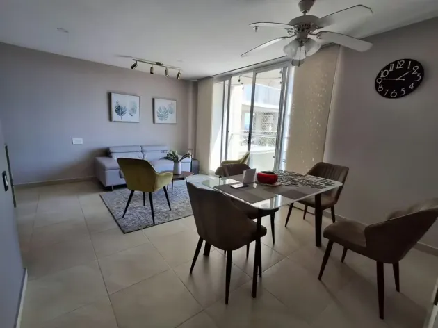 Alquiler de apartamento amoblado en PH Portoalegre, Villa Lucre