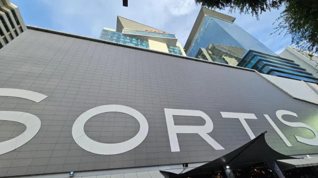 MODERN FURNISHED OFFICE - SORTIS - 285 M2