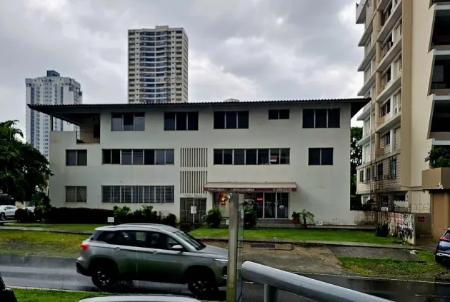 Building for sale near Via Brazil