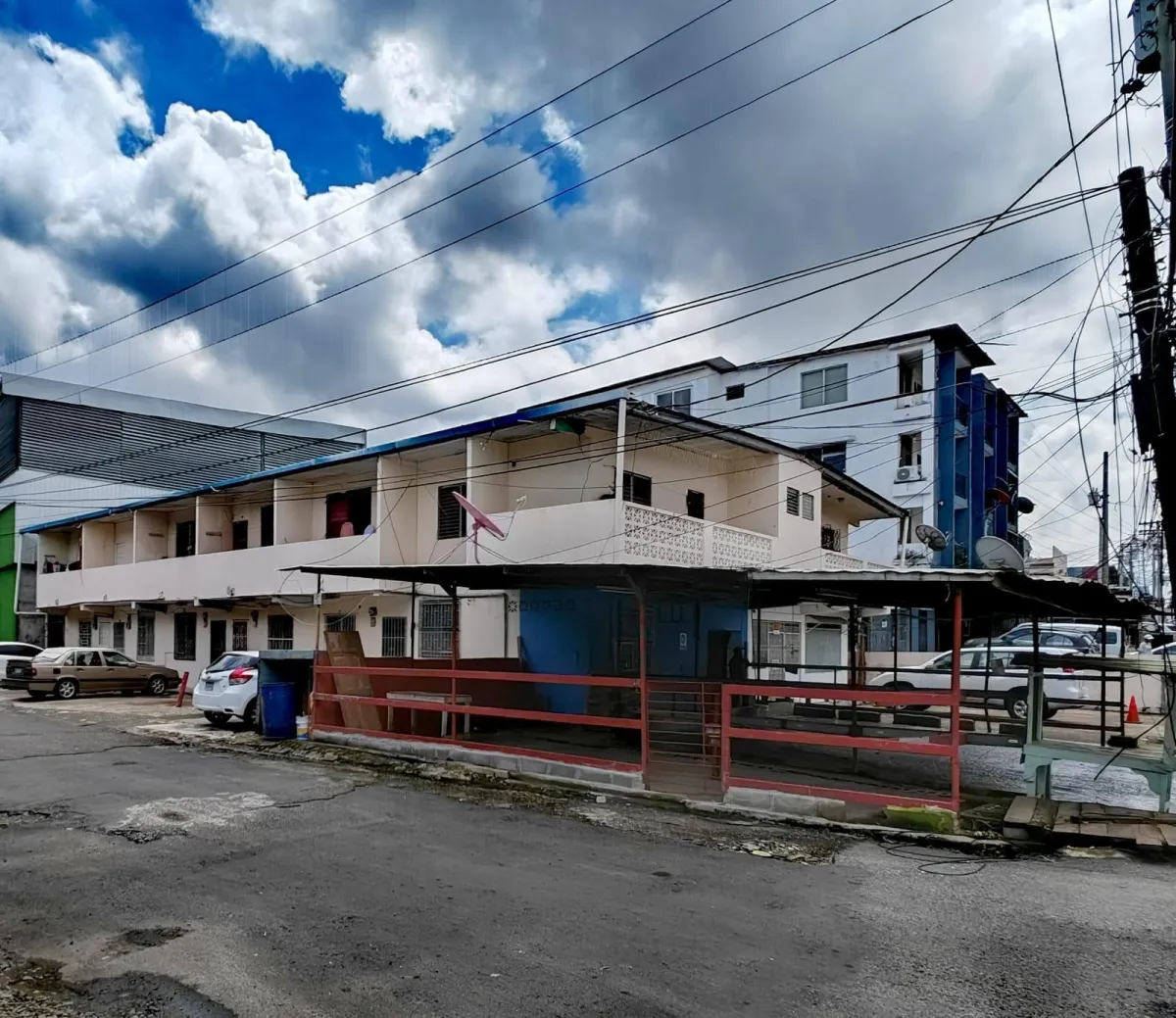 EDIFICIO EN VENTA AVE. FERNANDEZ DE CORDOBA