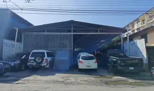 Warehouse for sale in Chanis