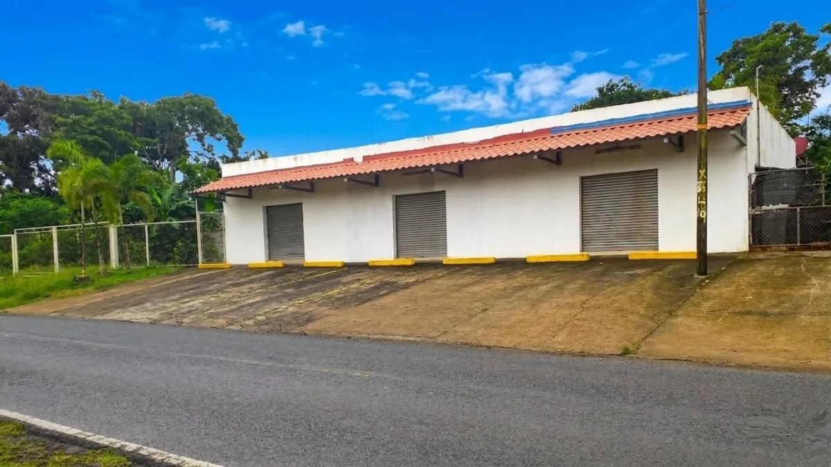 OLLAS ABAJO COMMERCIAL SPACE FOR SALE