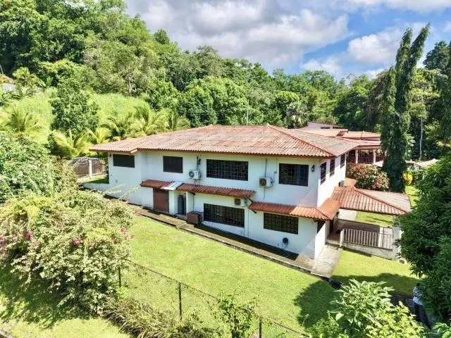 Large Property with 2 Independent Residences
