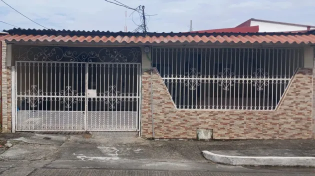 Se Vende Casa en Urbanización Villa Ines Juan Díaz