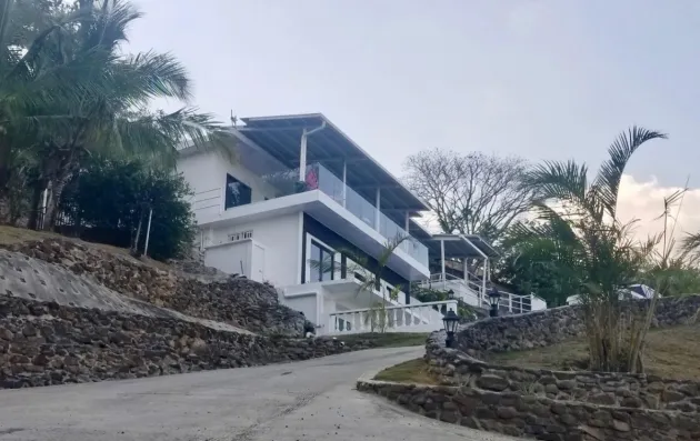 OPEN VIEWS 2 BEDROOM APARTMENT