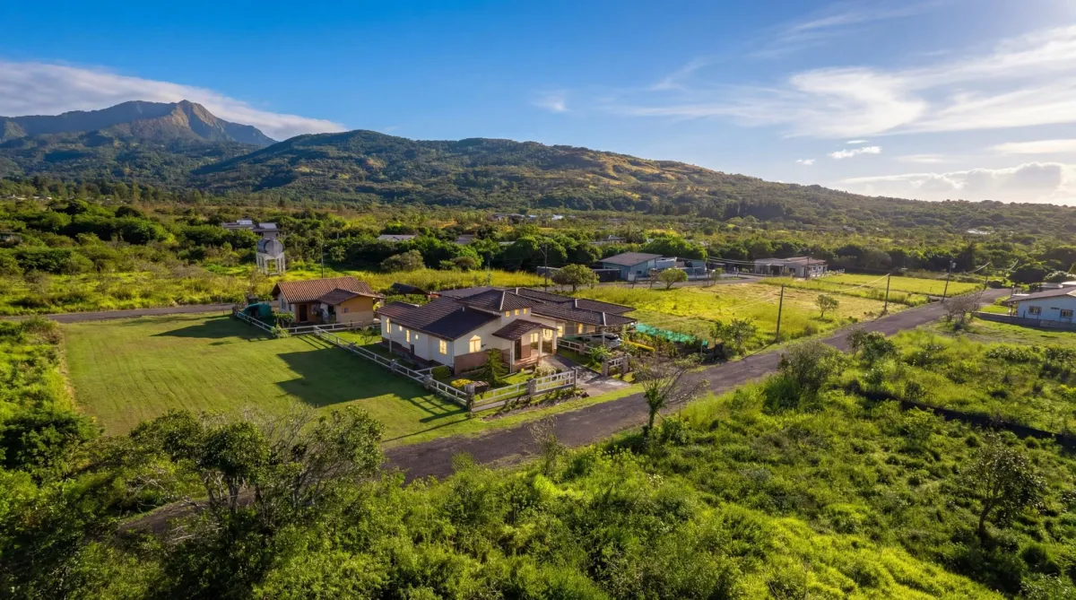 3 Bedroom Home with Loft in Alto Boquete