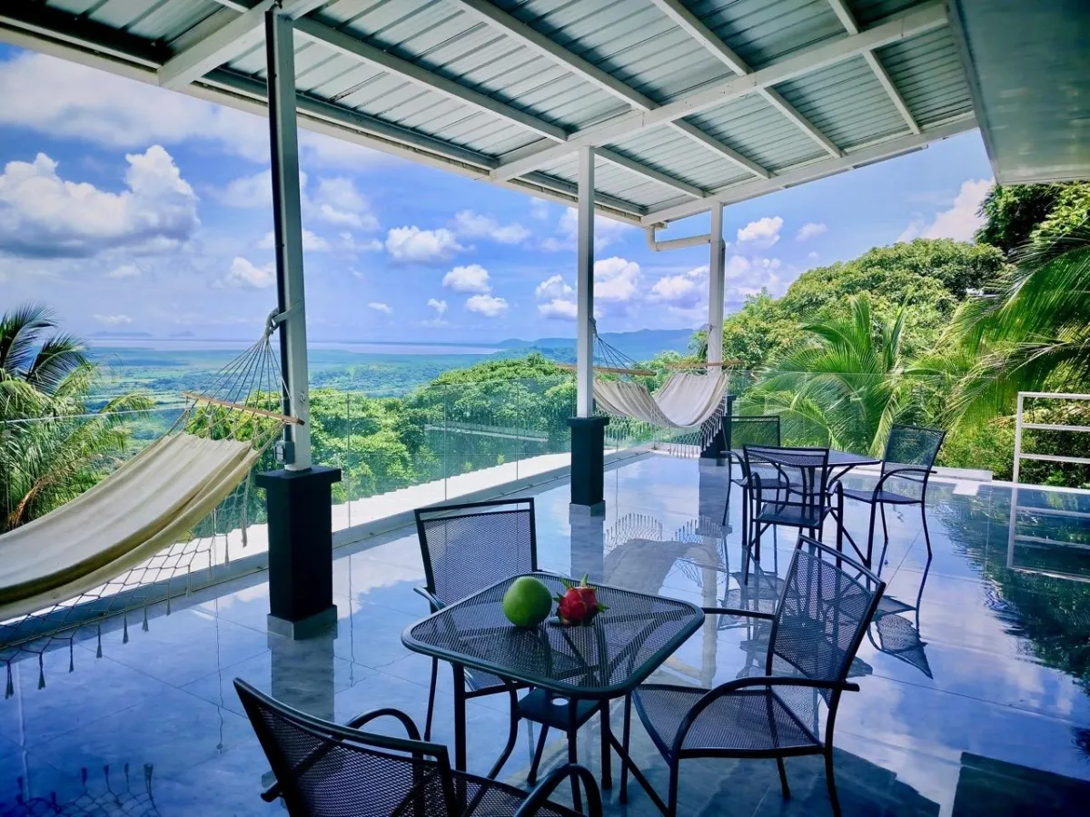 OCEAN VIEW LOFT, 2 BEDROOM