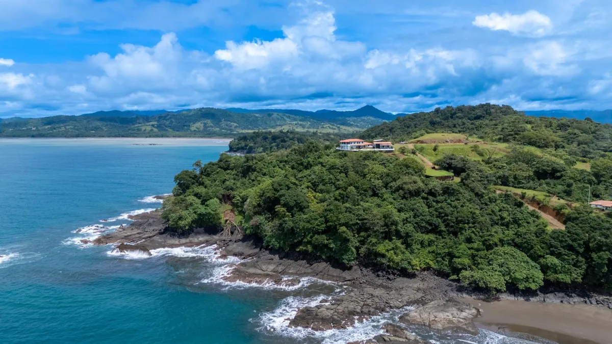 ¡Impresionante casa de pesca en venta en Panamá!
