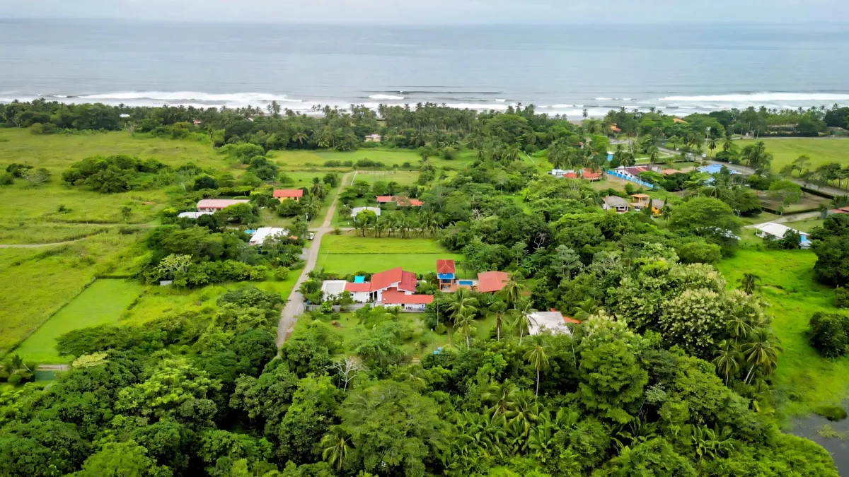 Lote de 1,500 m² en Las Lajas San Félix Panamá