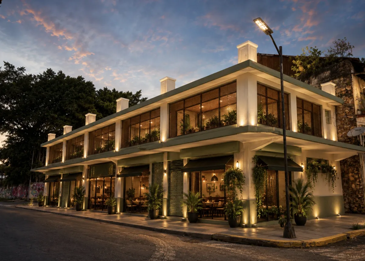 Building for restoration with potential of 2,000m2
