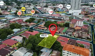 Commercial Land for Sale in Parque Lefevre