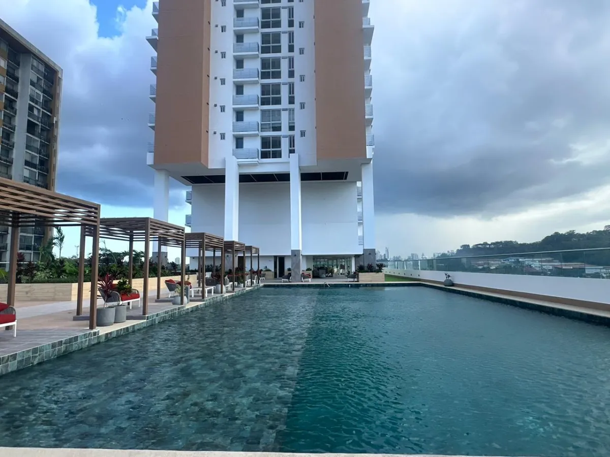 Apartamento en alquiler – PH Greenwood, Torre 200 Sur.