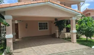 VENTA DE CASA UNIFAMILIAR EN ALTOS DE PANAMÁ