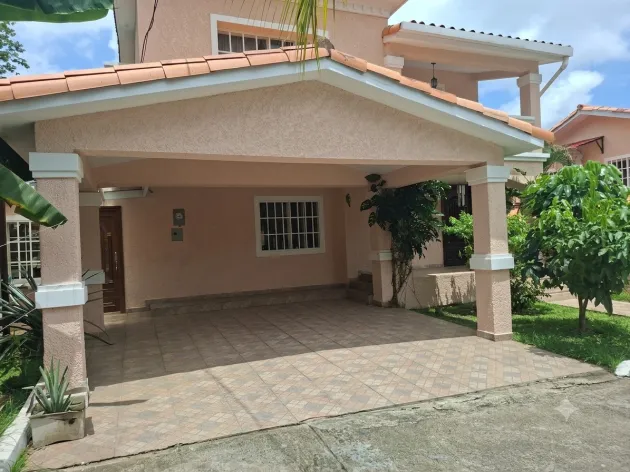 SINGLE-FAMILY HOUSE FOR SALE IN ALTOS DE PANAMA