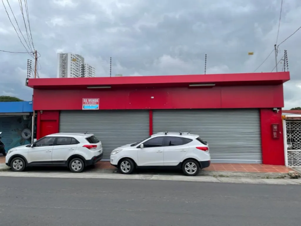Venta de local comercial en Parque Lefevre, calle 9na. E.L
