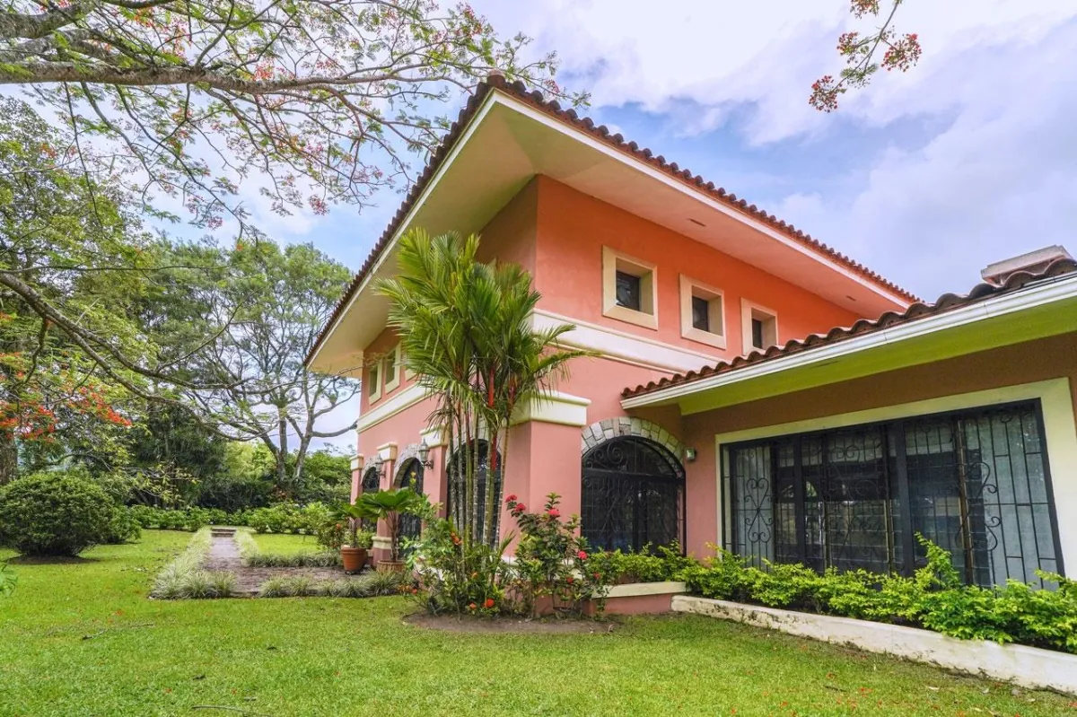Se Vende Casa en El Valle de Anton