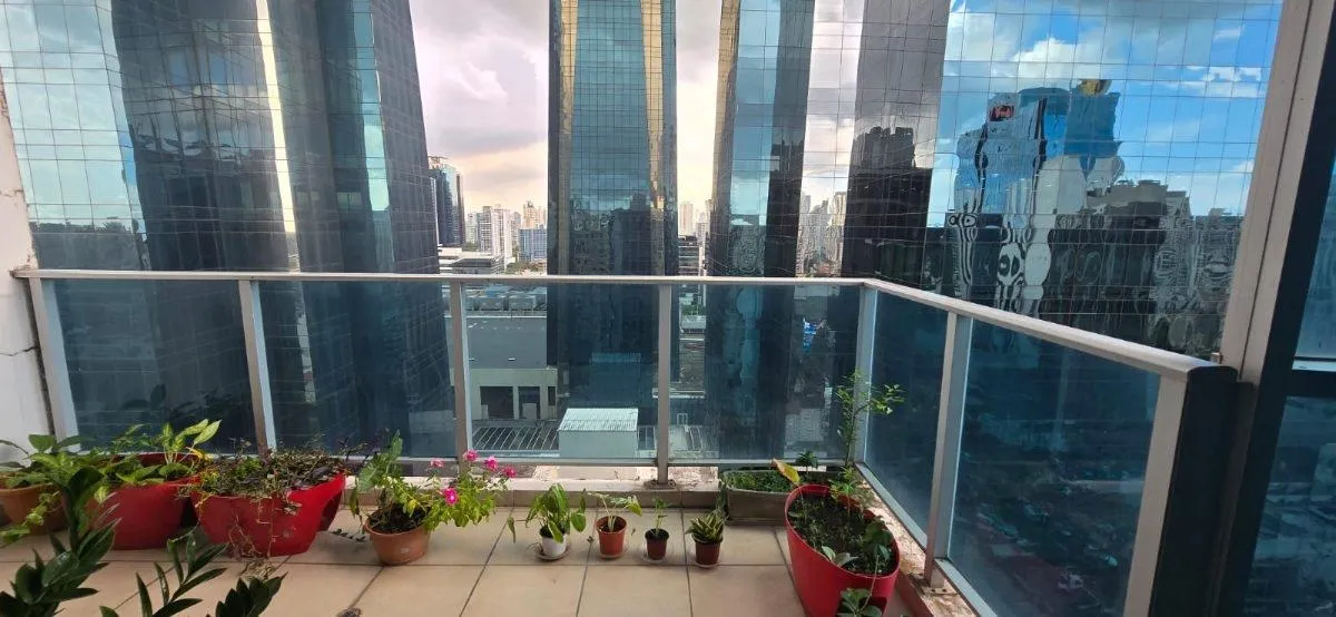Alquiler y Venta de apartamento en Obarrio
