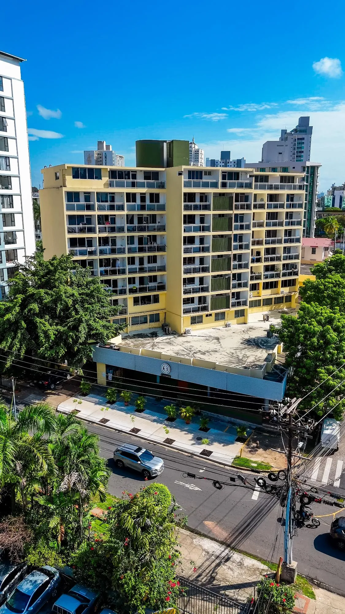 EDIFICIO DE USO MIXTO EN VENTA