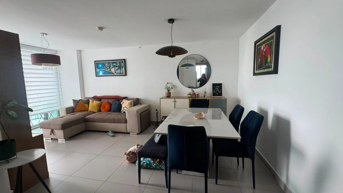 Alquiler de Apartamento Amoblado en Alto del Golf - Negociable