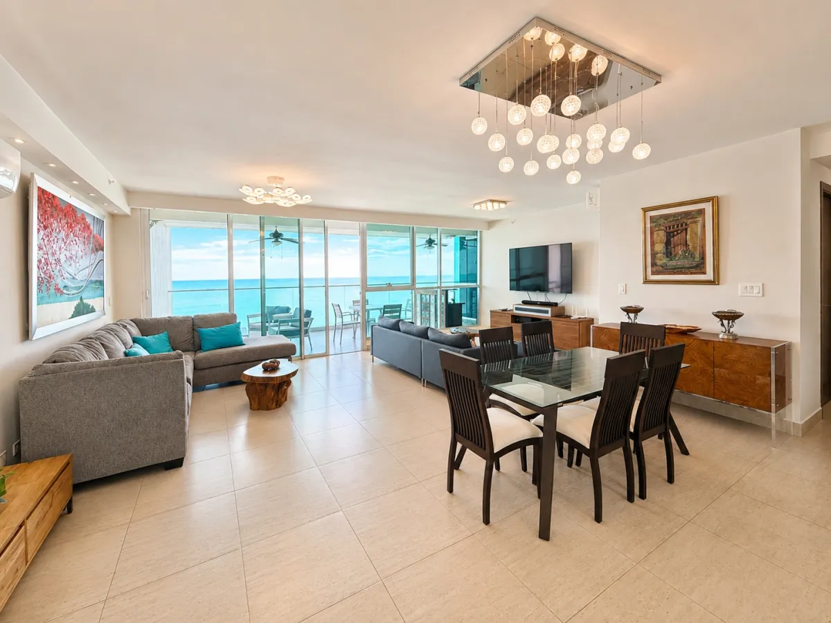 Venta de apartamento en Playa Blanca PH Lighthouse Beach Tower