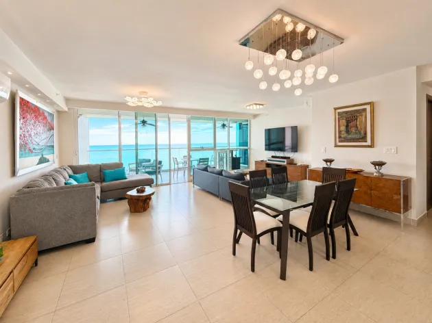 Venta de apartamento en Playa Blanca PH Lighthouse Beach Tower