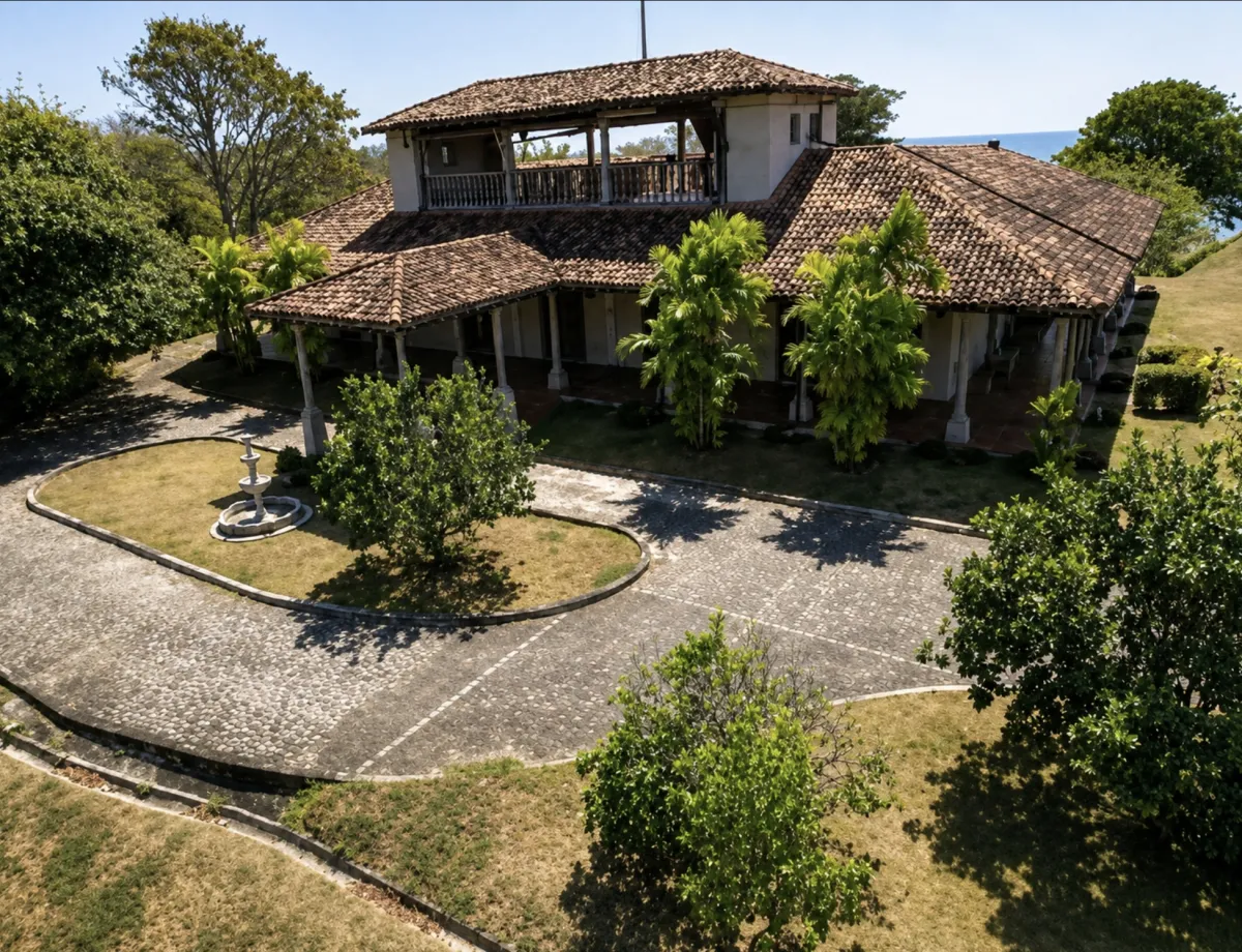 Private Oceanfront Ranch | Lagomar Beach