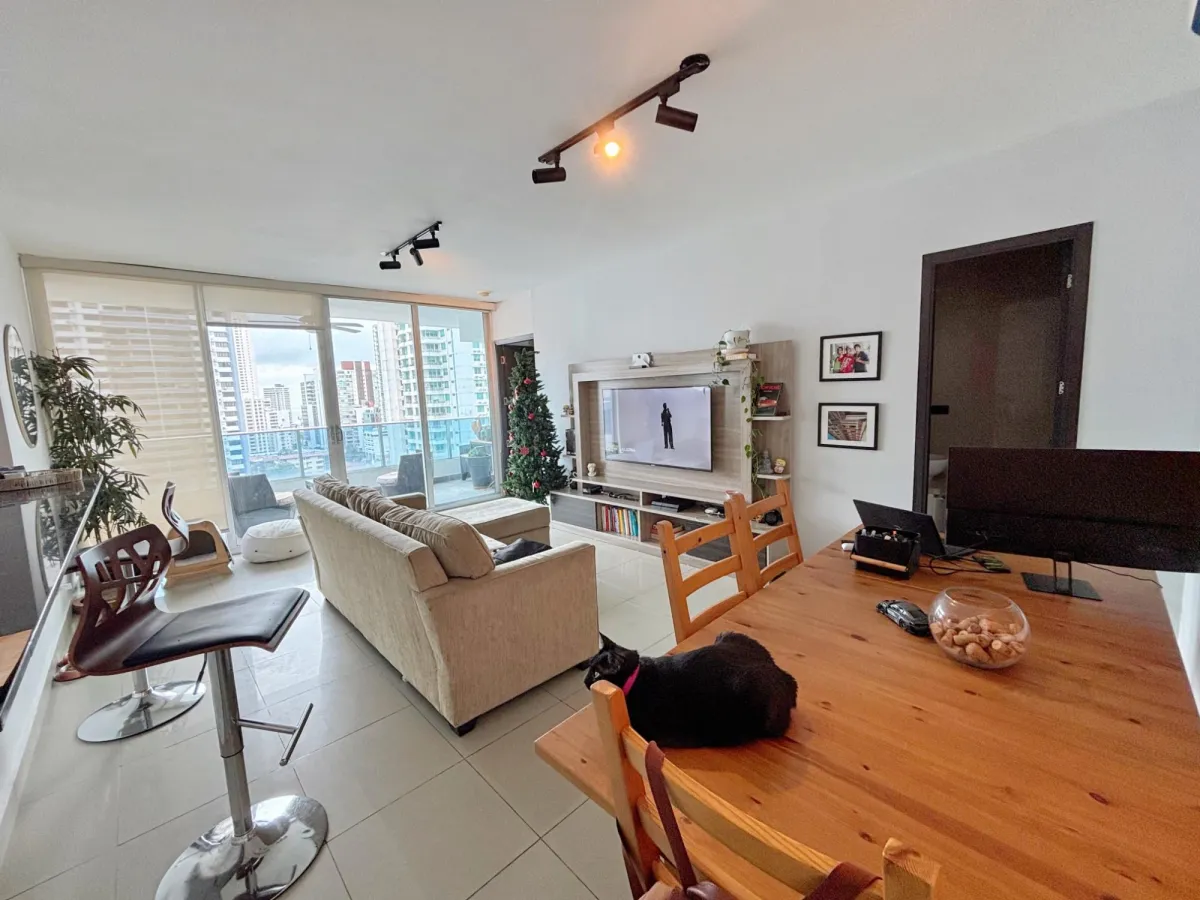 Alquiler apartamento (Línea blanca)