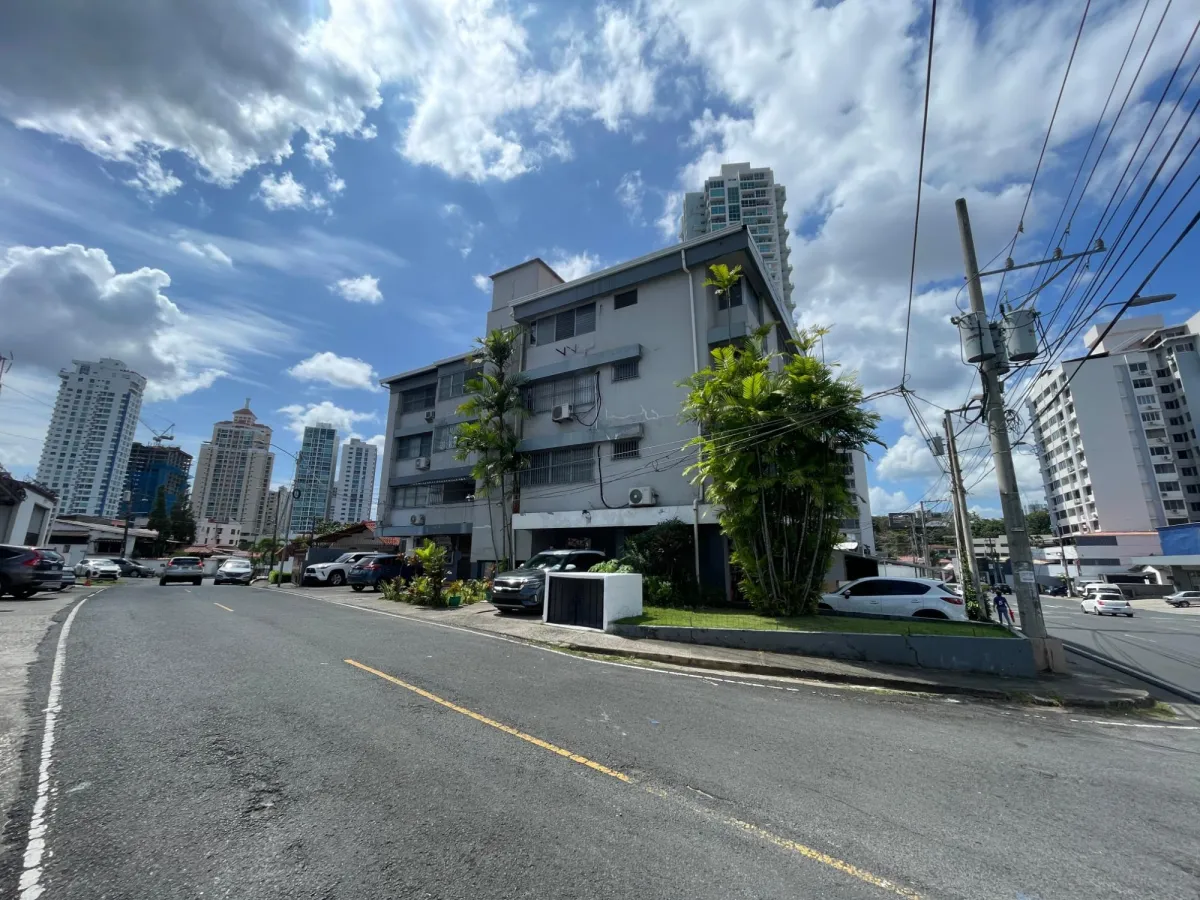 Apartment for sale in San Francisco (Via Porras)