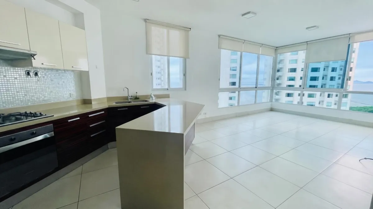 Apartamento en Venta en Costa del Este - PH Castellammare