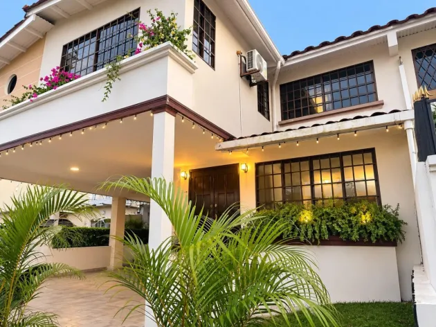 House for sale in Altos de Panamá