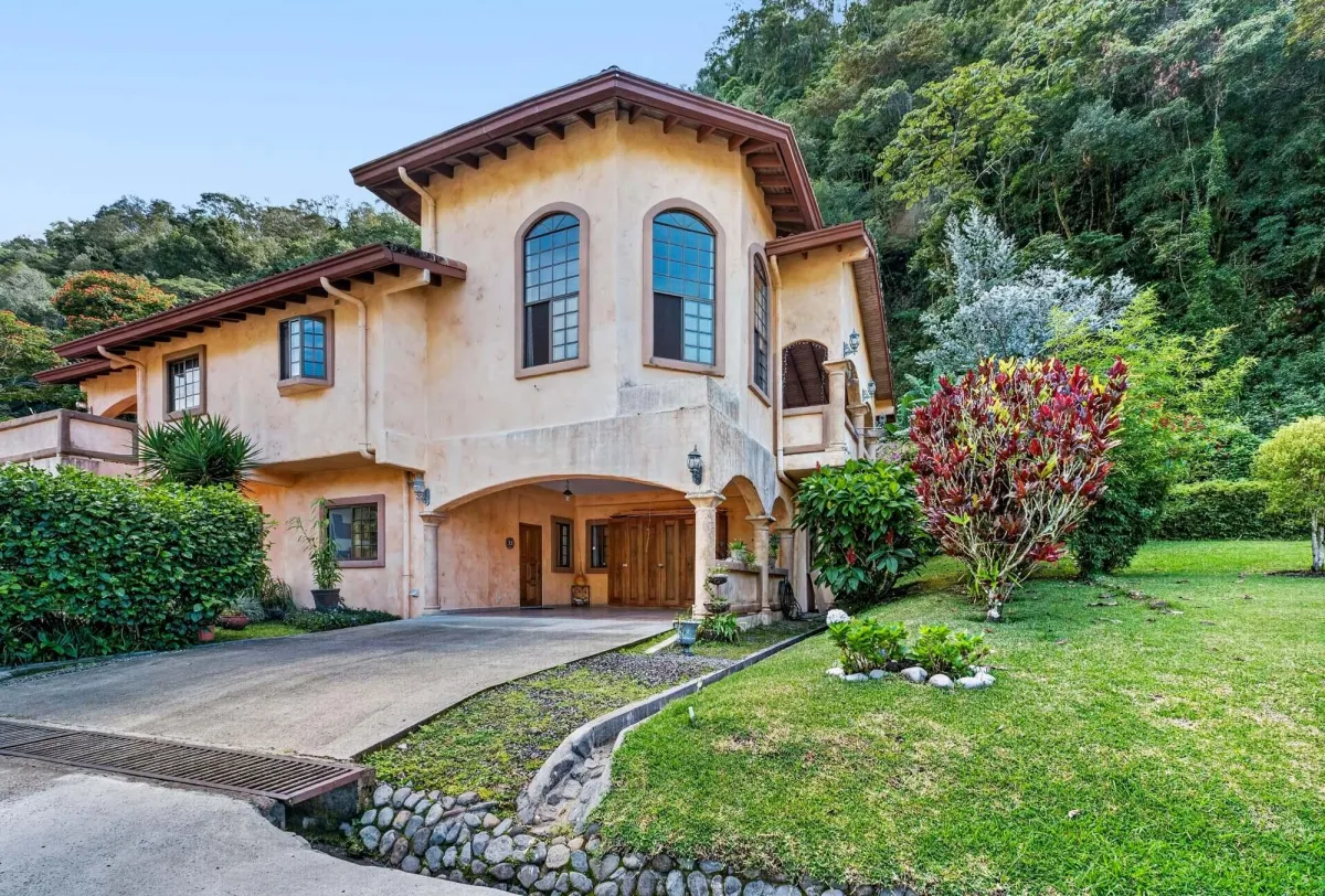 3-Bedroom Villa in Valle Escondido, Boquete,Panama