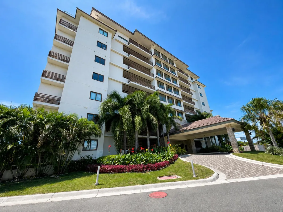 BEACH CONDO FOR RENT IN SAN CARLOS