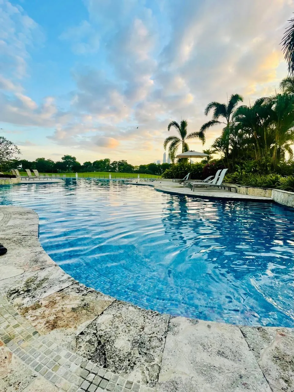 VENTA COMODO APTO EN SANTA MARIA PH THE RESERVE