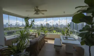 Sale of Apartment in Park One, San Francisco. LM